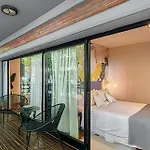Amplio Palermo Hollywood Escritorio & Piscina